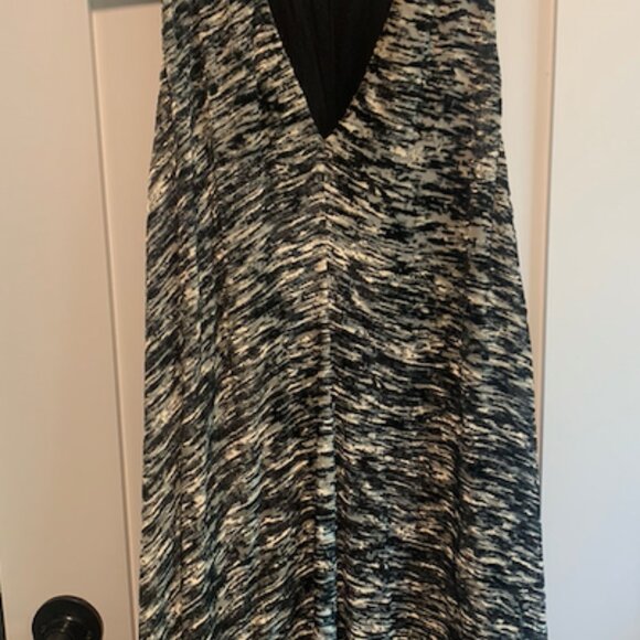 Aritzia Wilfred Free "Devore" velvet burnout dress (black/grey/cream, size XS) - Picture 2 of 4